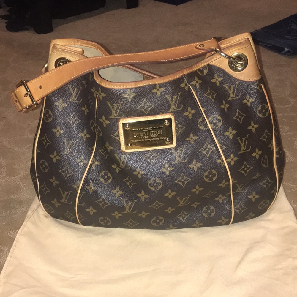 Louis Vuitton Shoulder Bag